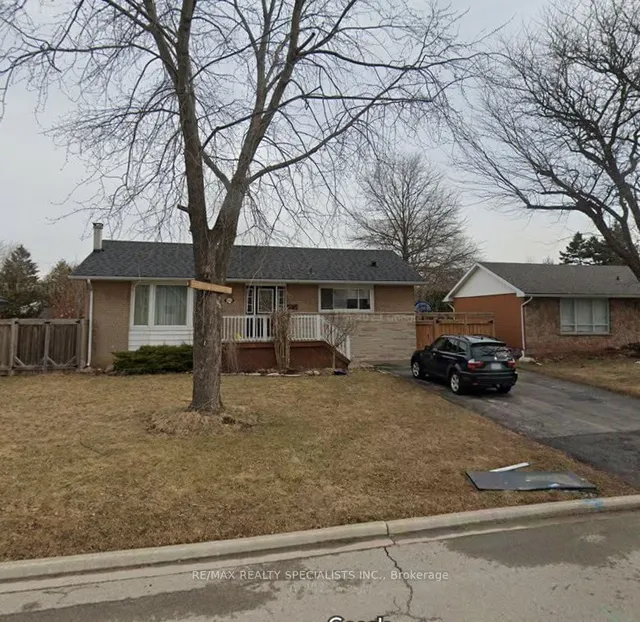363 Duncombe Dr