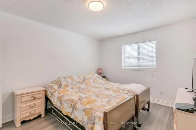 Additional image 20 of 54 Woodvalley Dr