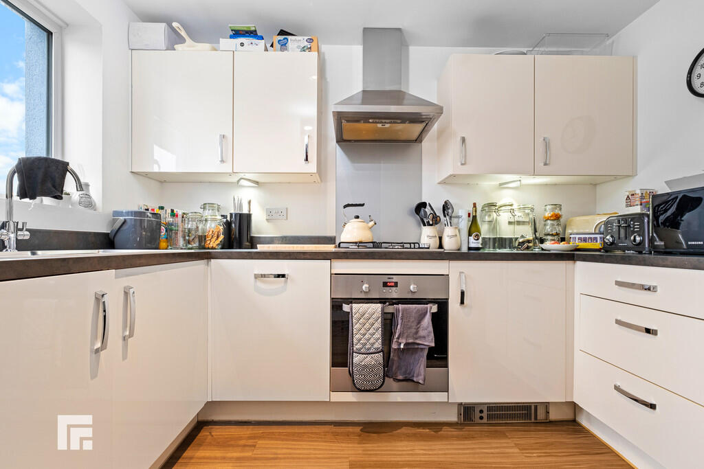 Additional image 14 of Clos Y Rheilffordd, Barry