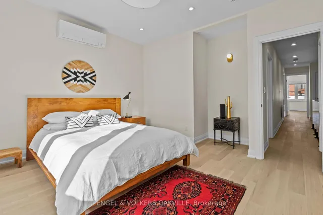 Additional image 23 of 195 Gladstone Ave