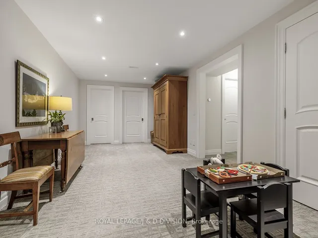 Additional image 32 of 38 Hi Mount Dr