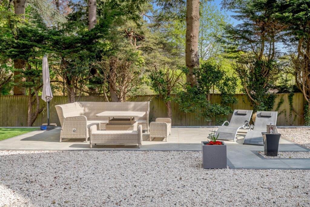 Additional image 47 of Woodland Walk, Ferndown