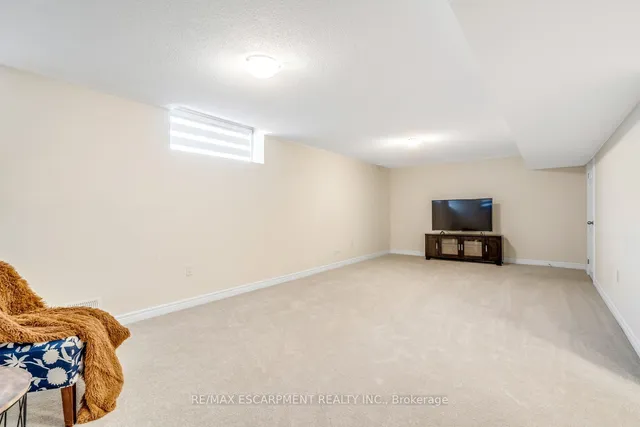 Additional image 36 of 3916 Koenig Rd