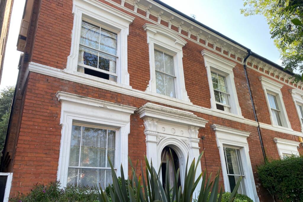 Additional image 2 of 21 Yew Tree Road, Five Ways, Birmingham, B15 2LX