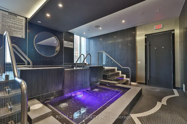 Additional image 31 of 32 Davenport Rd Unit 1403