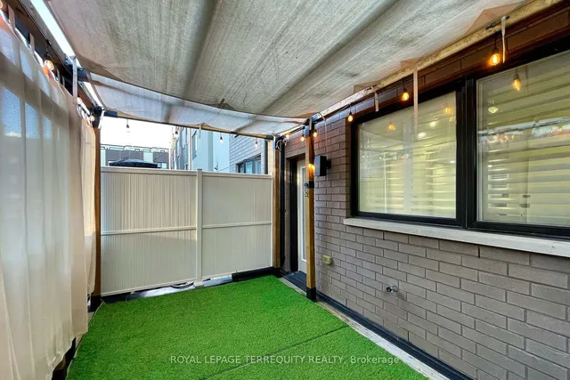 Additional image 11 of 22 Caroline Carpenter Grve