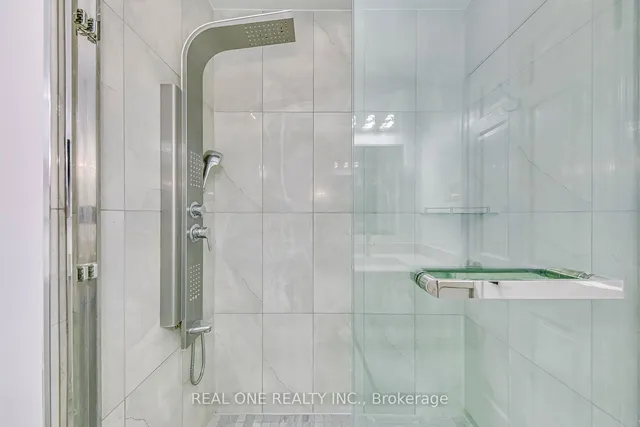 Additional image 37 of 153 Cavendish Crt