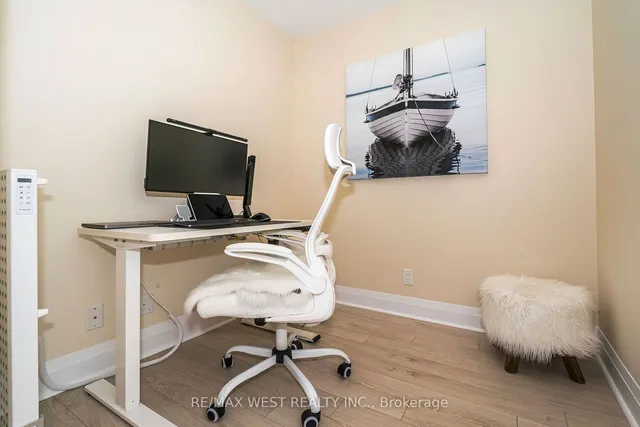Additional image 19 of 15 Zorra St Unit 605