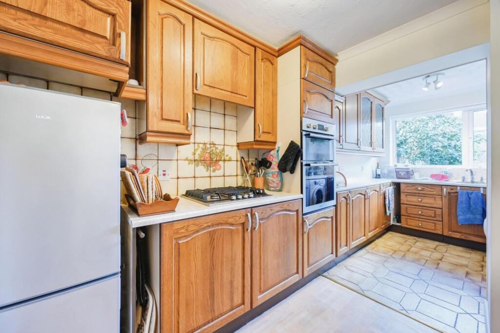 Additional image 3 of Swallowfield, Tamworth, Staffordshire