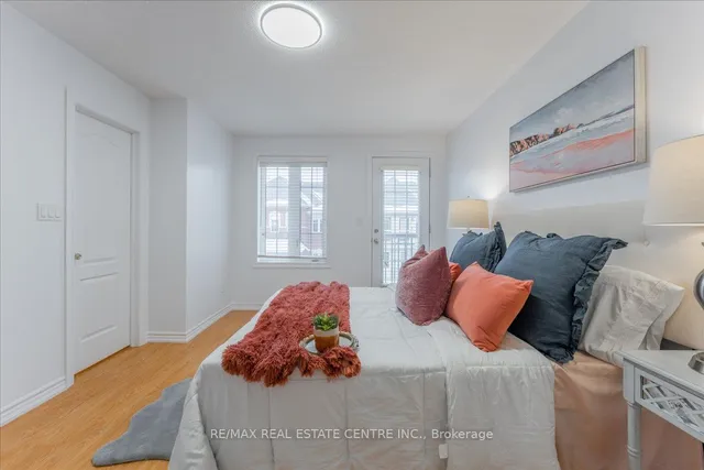 Additional image 30 of 7 Shiff Cres