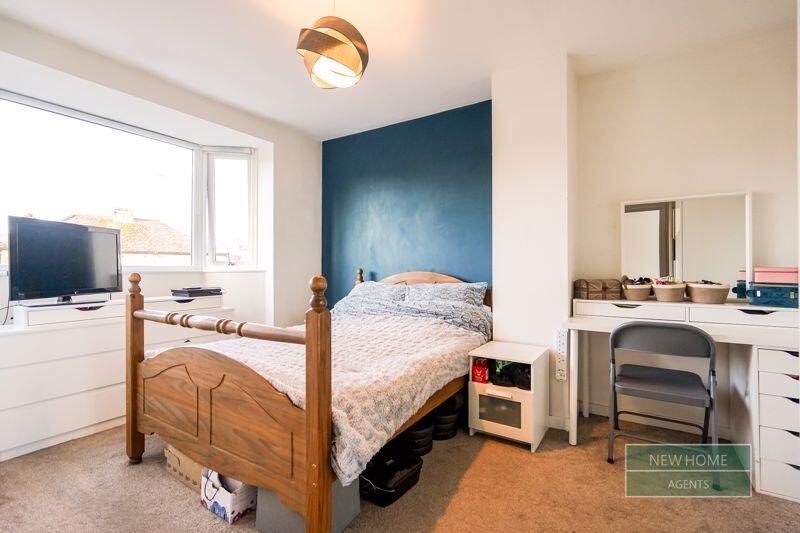 Additional image 11 of Moorside Gardens, Bradford, BD2 3RE