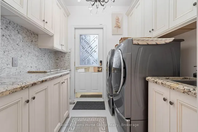 Additional image 17 of 71 Mae Crt