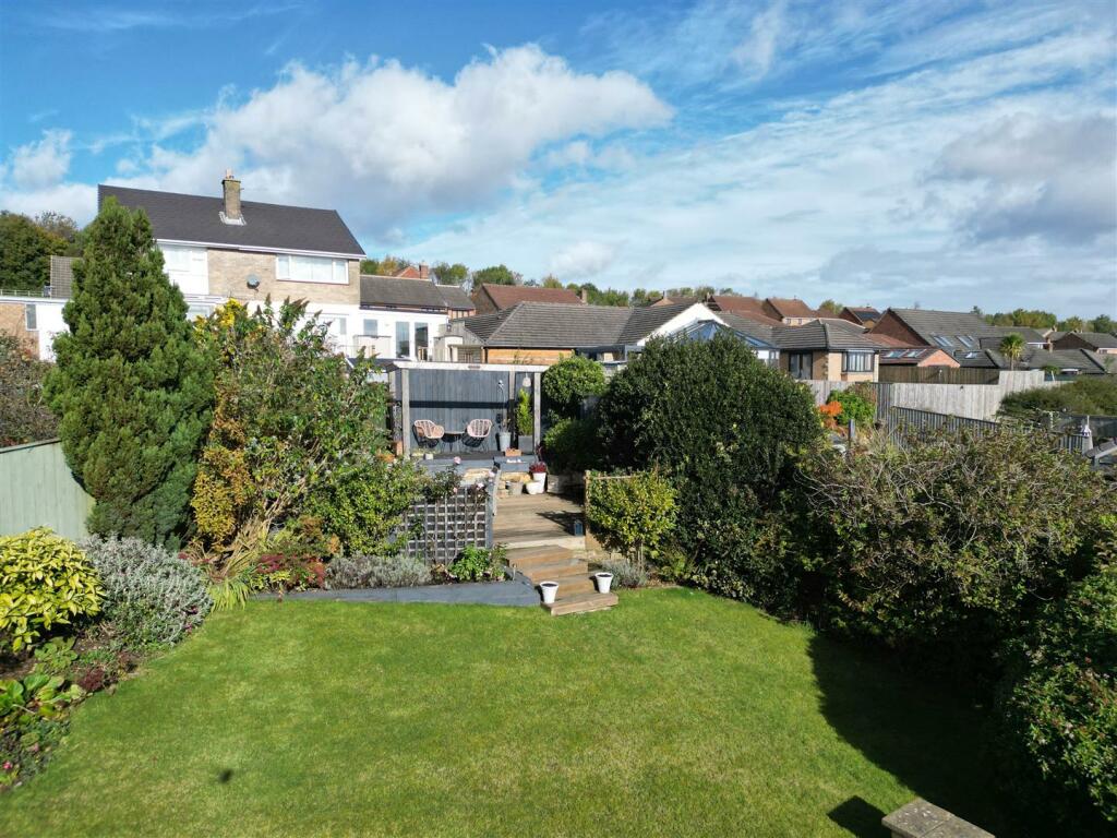 Additional image 35 of Ronaldshay Close, Richmond