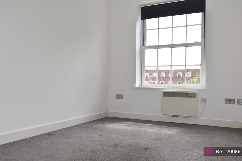 Additional image 13 of Stonehills, Welwyn Garden City