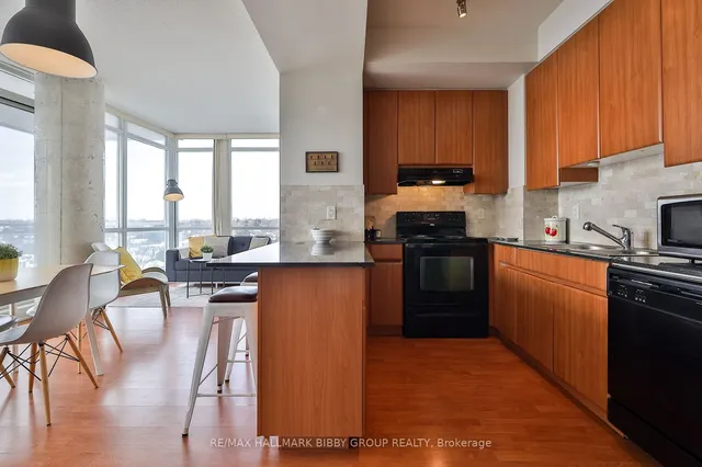Additional image 6 of 30 Canterbury Pl Unit 1002