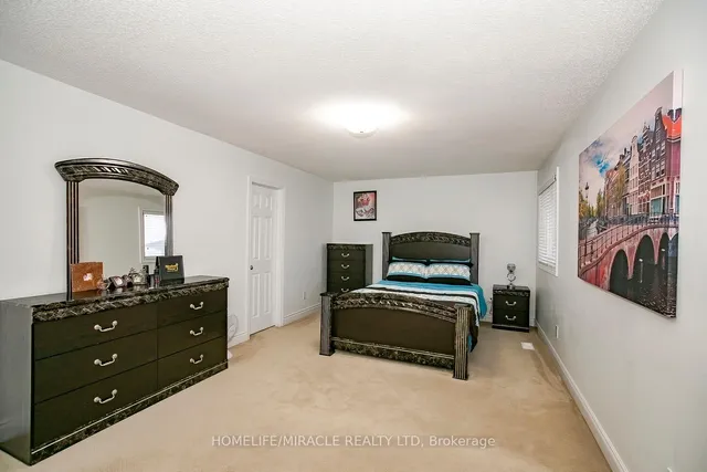 Additional image 21 of 25 Oaklea Blvd