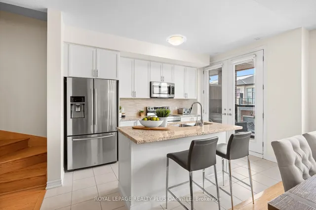 Additional image 25 of 410 Athabasca Common