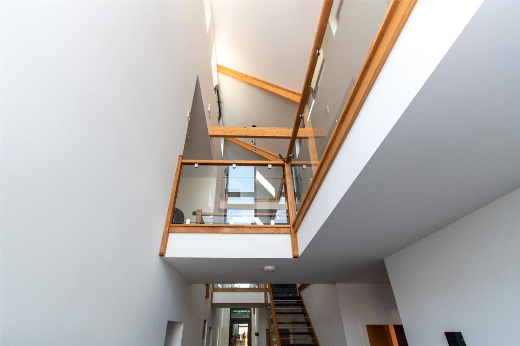 Additional image 25 of Park Street Lane, Park Street, St. Albans, Hertfordshire, AL2