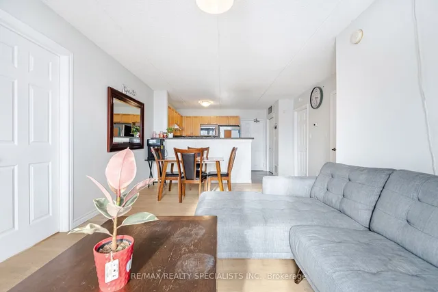 Additional image 16 of 2035 Appleby Line Unit 303