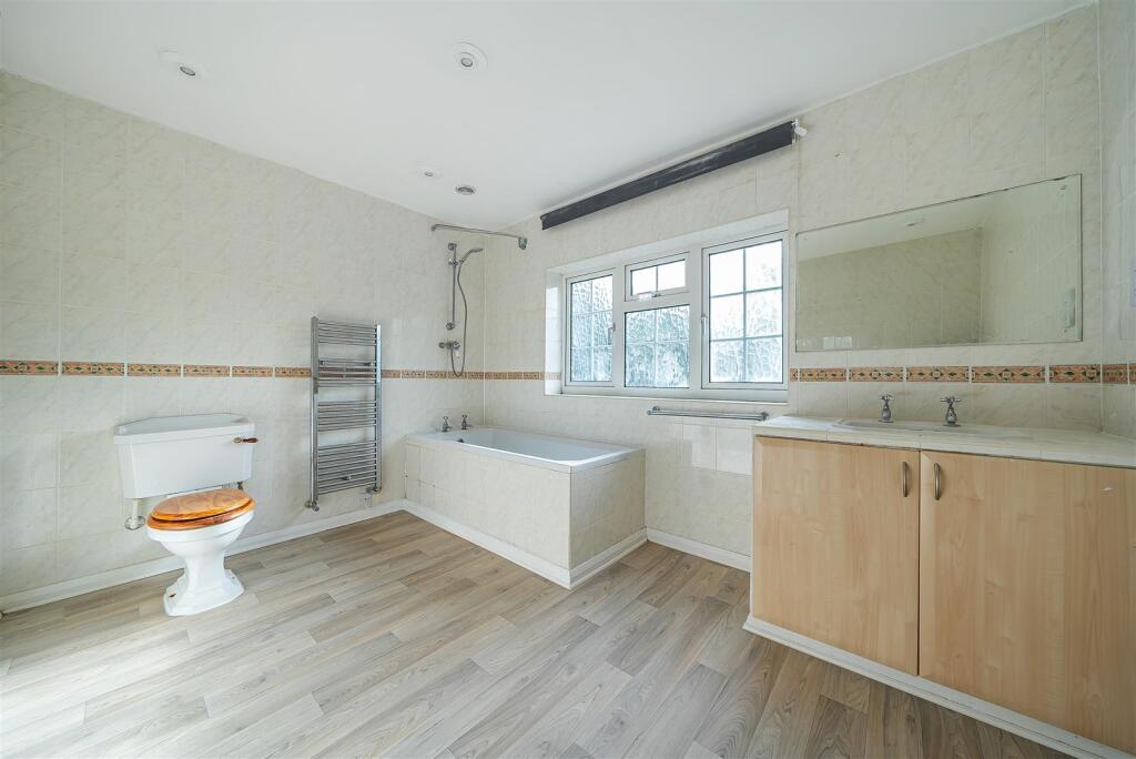 Additional image 5 of Somerset Way, Semington