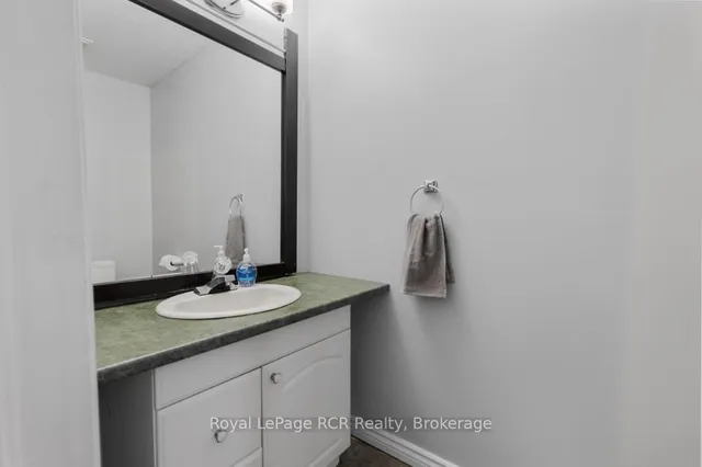 Additional image 30 of 3 Wisteria Crt