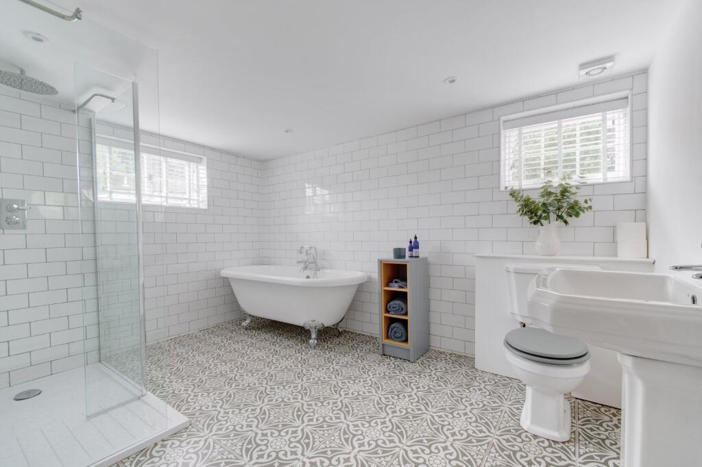 Additional image 13 of Walkers Heath Road, Birmingham, Worcestershire, B38