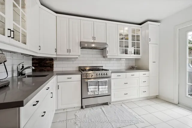 Additional image 11 of 618 Clinton St