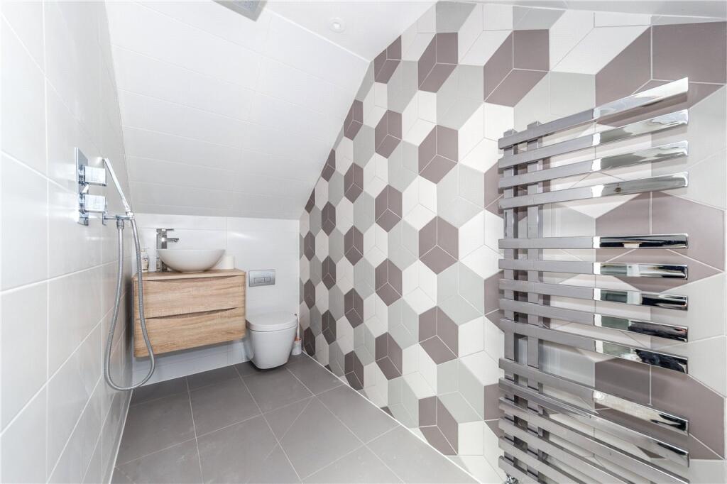 Additional image 14 of Berkeley Court, Harpenden, Hertfordshire, AL5