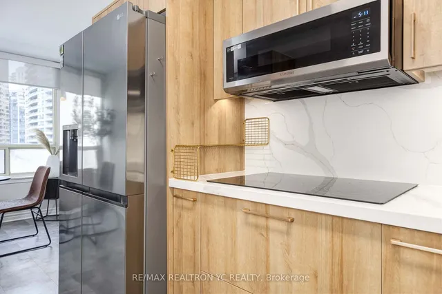 Additional image 13 of 30 Greenfield Ave Unit 514