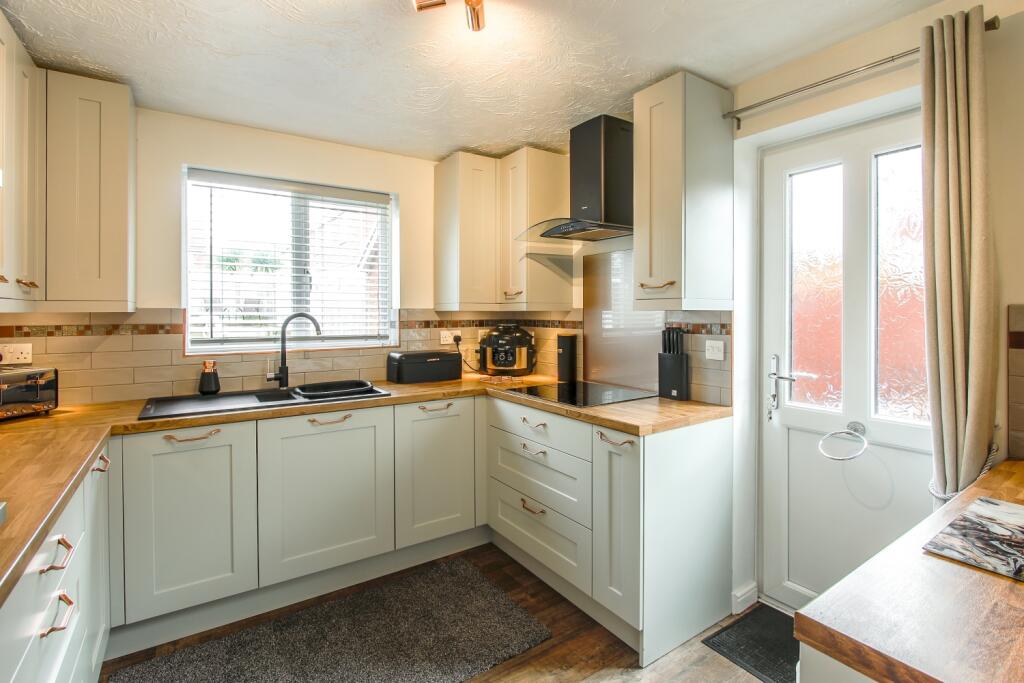 Additional image 19 of 57 College Green, Yeovil