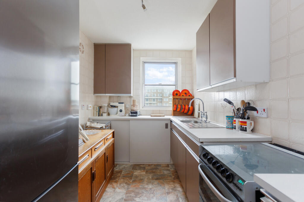 Additional image 6 of Grand Avenue, Hove, BN3