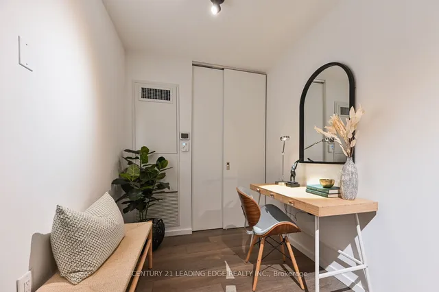 Additional image 9 of 21 Lawren Harris Sq Unit 610