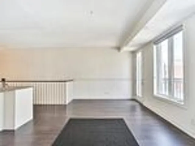 Additional image 3 of 70 Eastwood Park Gdns Unit TH 4