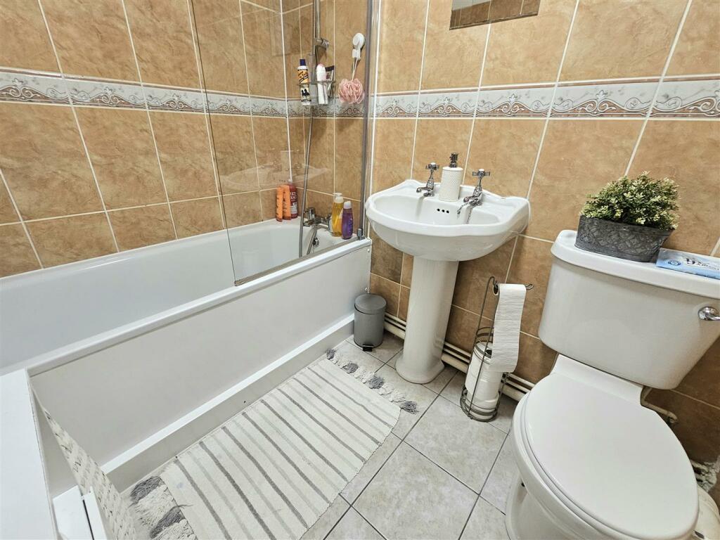 Additional image 12 of Cornfield Terrace, Eastbourne, BN21 4NS