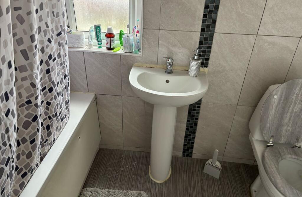 Additional image 6 of 60-62 Broadwater Road, Worthing, West Sussex, BN14 8AG