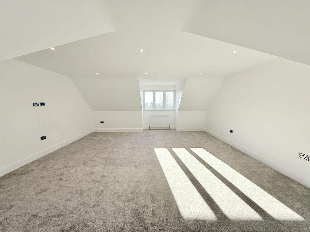 Additional image 33 of ASHLEIGH COACH HOUSE, Henley-in-Arden, Warwickshire, B95 5DL