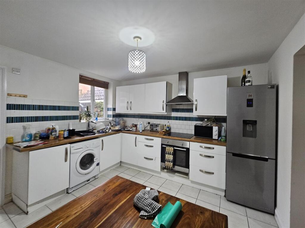 Additional image 2 of Regent Street, Kingswood, Bristol