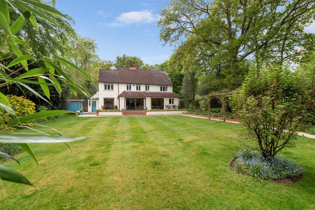 Additional image 31 of Purcell Close, Tewin