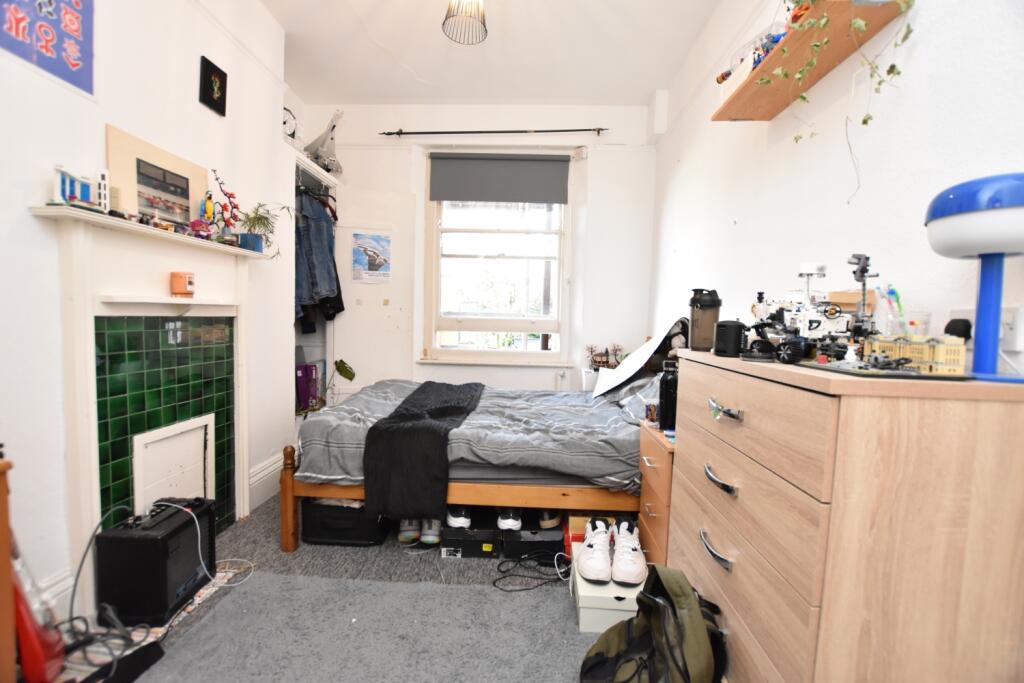 Primary image of Room 9, St Pauls Road, Lower Maisonette, Clifton, Bristol, BS8 1LT