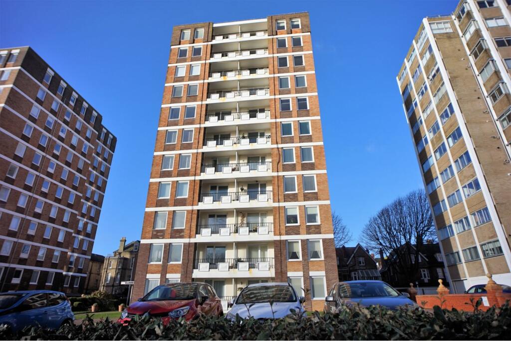 Additional image 32 of Grand Avenue, Hove, BN3