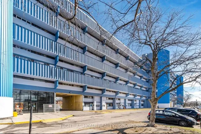 Additional image 31 of 4673 Jane St Unit 621