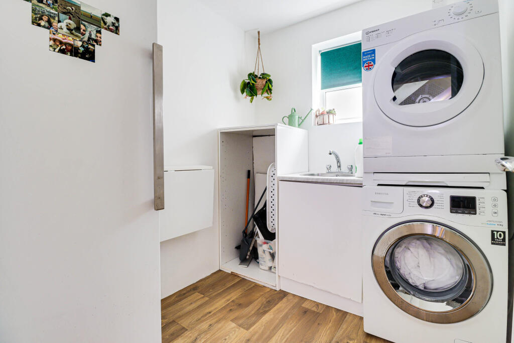 Additional image 13 of West Riding, Bricket Wood, AL2