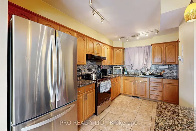 Additional image 7 of 238 Royal Salisbury Way