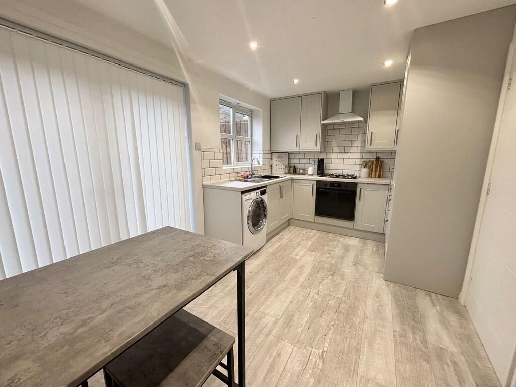 Additional image 4 of Station Road, Clayton, Bradford