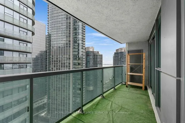 Additional image 19 of 19 Grand Trunk Cres Unit 3709
