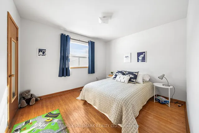 Additional image 19 of 37 Madawaska Ave