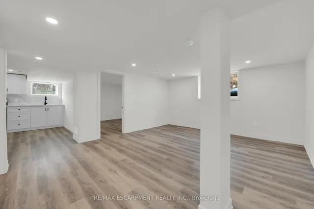 Additional image 22 of 178 East 34th St