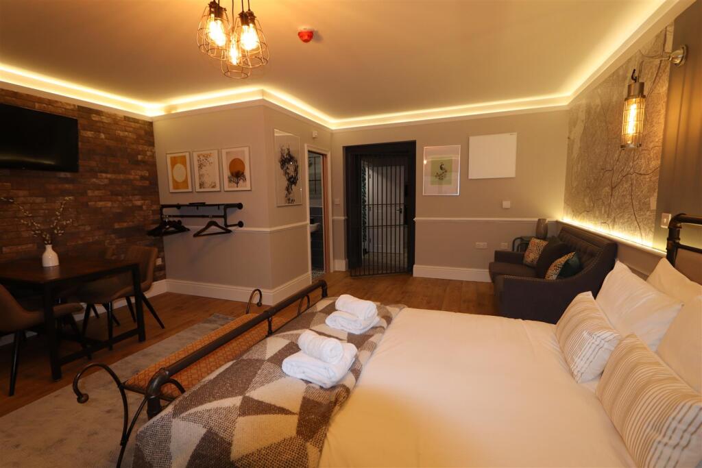 Additional image 4 of Whiteladies Road, Clifton