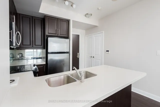 Additional image 10 of 60 Absolute Ave Unit 3801