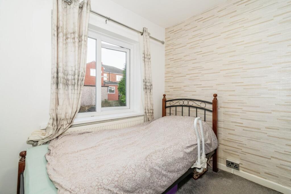 Additional image 11 of Woodvale Way, Bradford, BD7